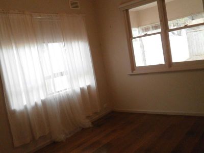 11 Angliss Street, Yarraville