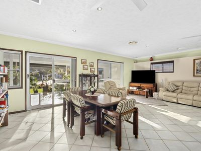 20 Jacaranda Avenue, Tweed Heads West