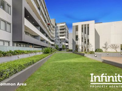 1001 / 11 Charles Street, Canterbury