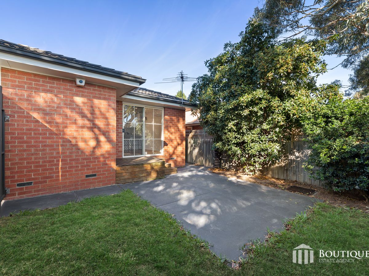 1 / 11 Lakeview Avenue, Rowville