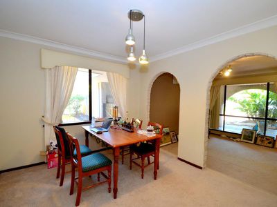 19 Warrigal Way, Greenwood
