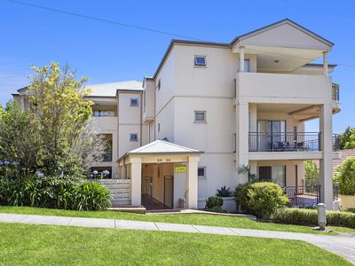 4 / 36-38 Loftus Street, Wollongong
