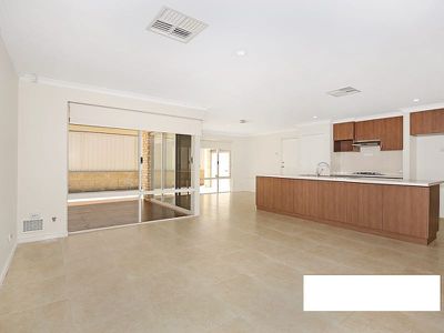 86 Touchstone Dr, Dawesville