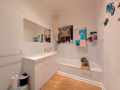 9 Railway Crescent, Boort