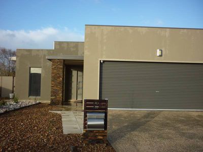 2 Bodey Court, Horsham