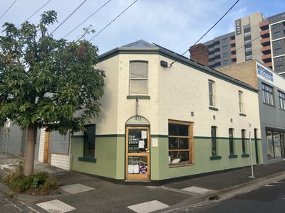 42 Little Ryrie Street, Geelong