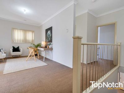 70 Hamilton Hume Parade, Craigieburn