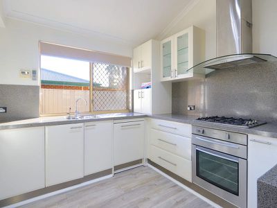 124 The Avenue, Warnbro