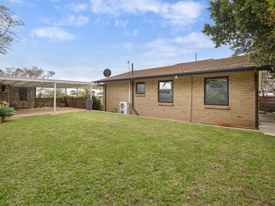 3 Kara Road, Seaview Downs