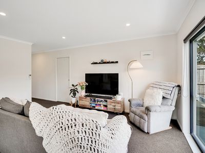 2 / 11 Forster Avenue, Hillcrest