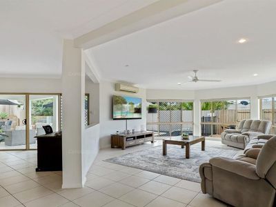 6 Ellestree Close, Redlynch