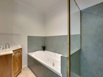 6070 Channel Highway, Garden Island Creek