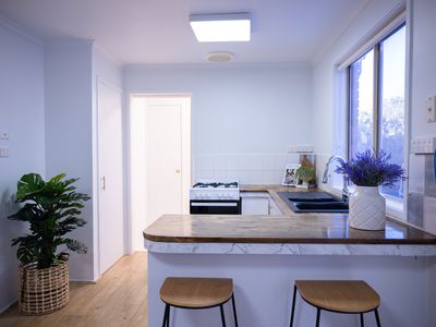 7 Carmarthen Close, Werribee