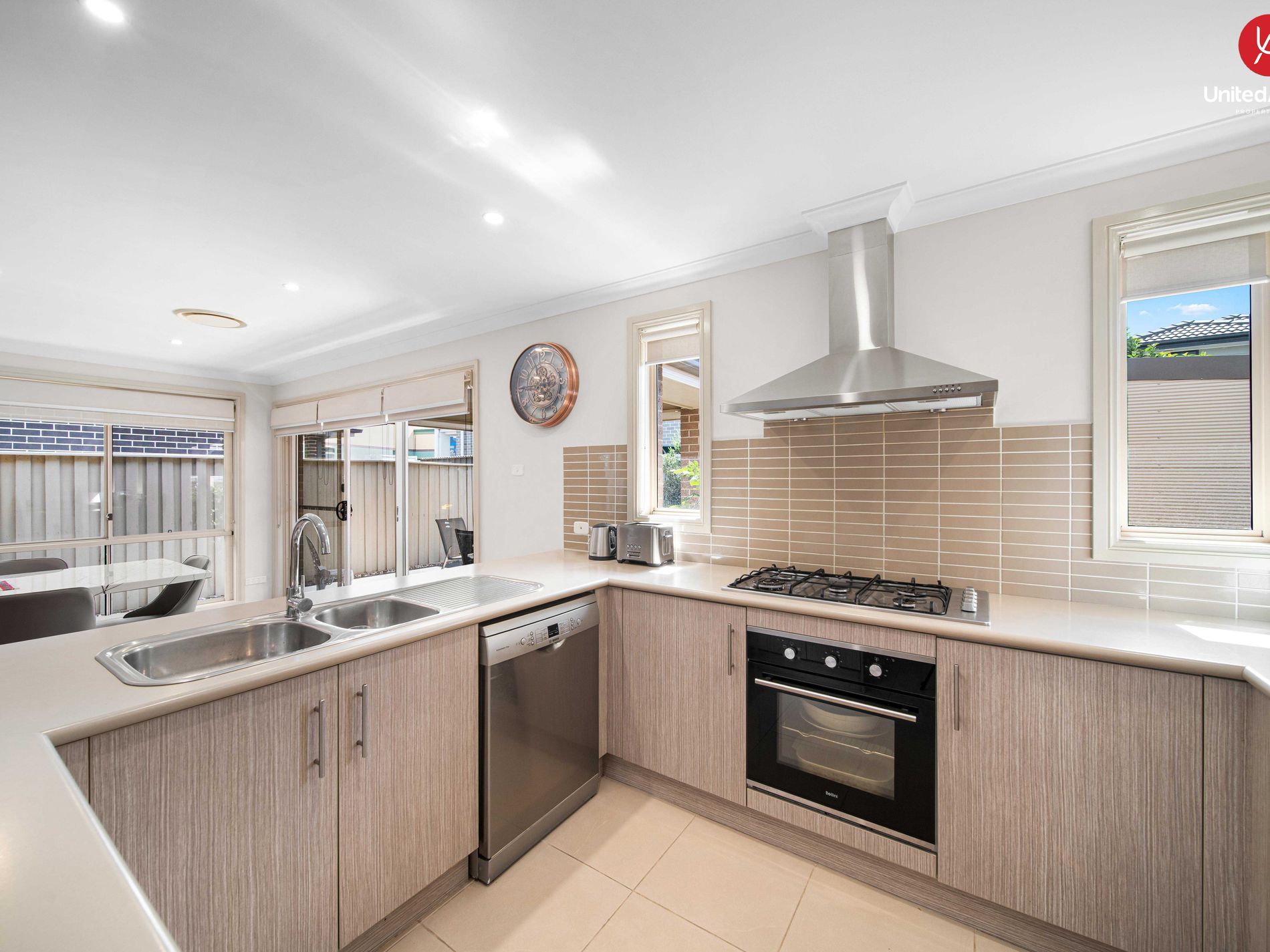 4 William Buckley Drive, Carnes Hill