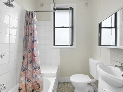 9 Dean Road, Warrawong