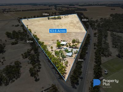 135 Calder Highway, Charlton