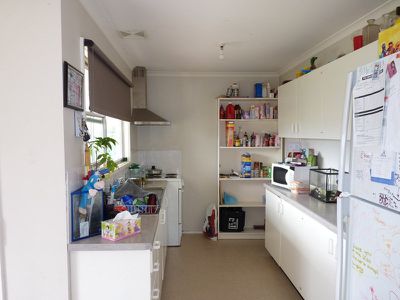 16 Forsyth Avenue, Horsham