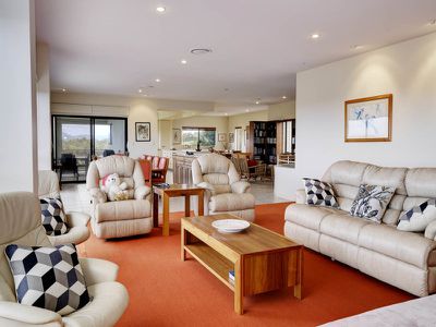 3-5 The Eagles Nest, Tallwoods Village