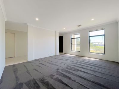 14 McIntosh Street, Hammond Park