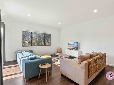 10 / 49 Smith Road, Elermore Vale