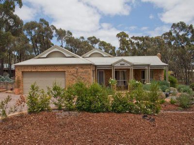 28 Braeside Drive, Junortoun