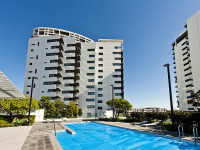 302 / 21 Bow River Cres. , Burswood