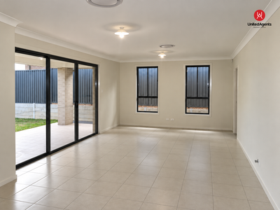 18 MURPHY STREET, Oran Park