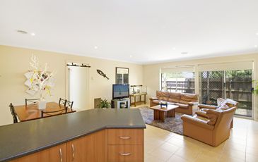 72 Fieldstone Boulevard, Beaconsfield