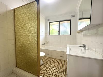 4 / 19 Helen Street, Westmead