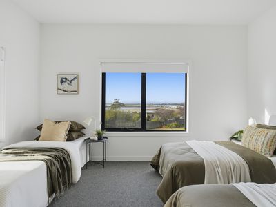 2 / 20B Frances Street, Bridport