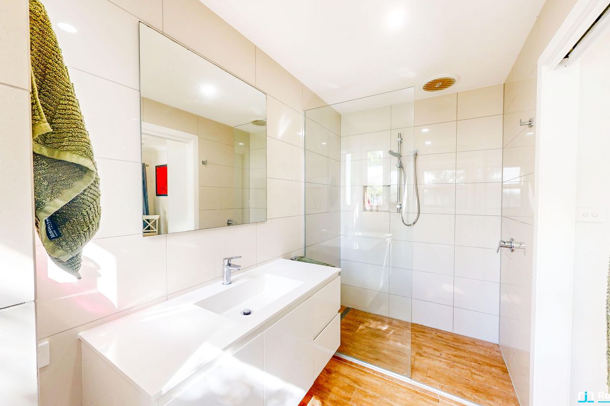 12 Morning Glory Dr, Cooroibah