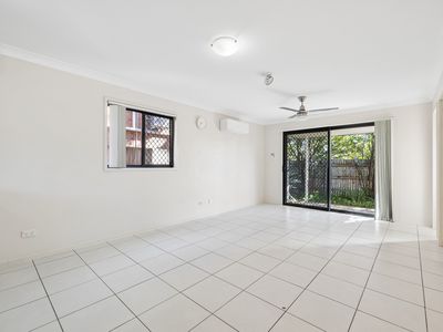 2 / 62 Sophie Place, Doolandella