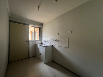 2 / 12 Deutgam Street, Werribee