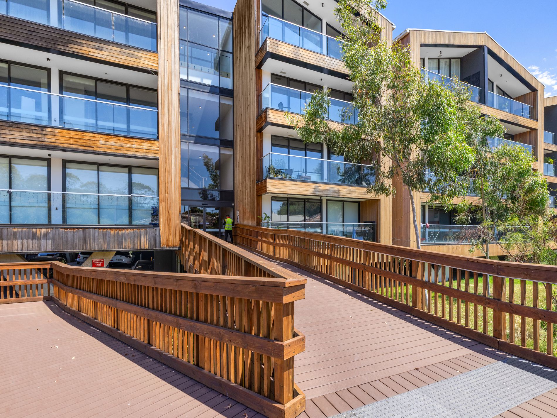 303 / 110 Roberts Street, West Footscray