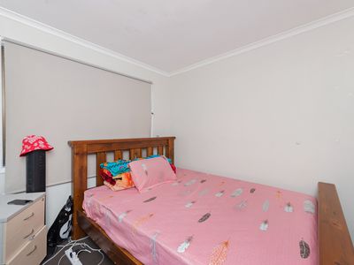 7 / 2 Heather Street, Logan Central