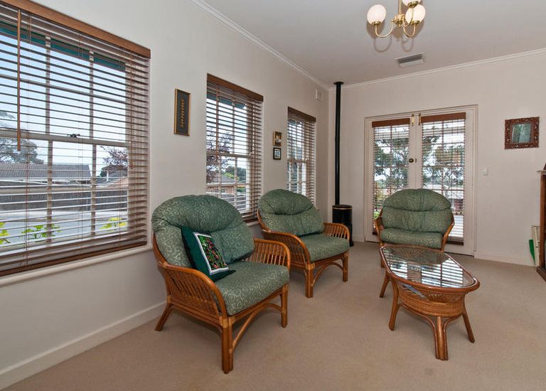 10 Newland Avenue, Marino