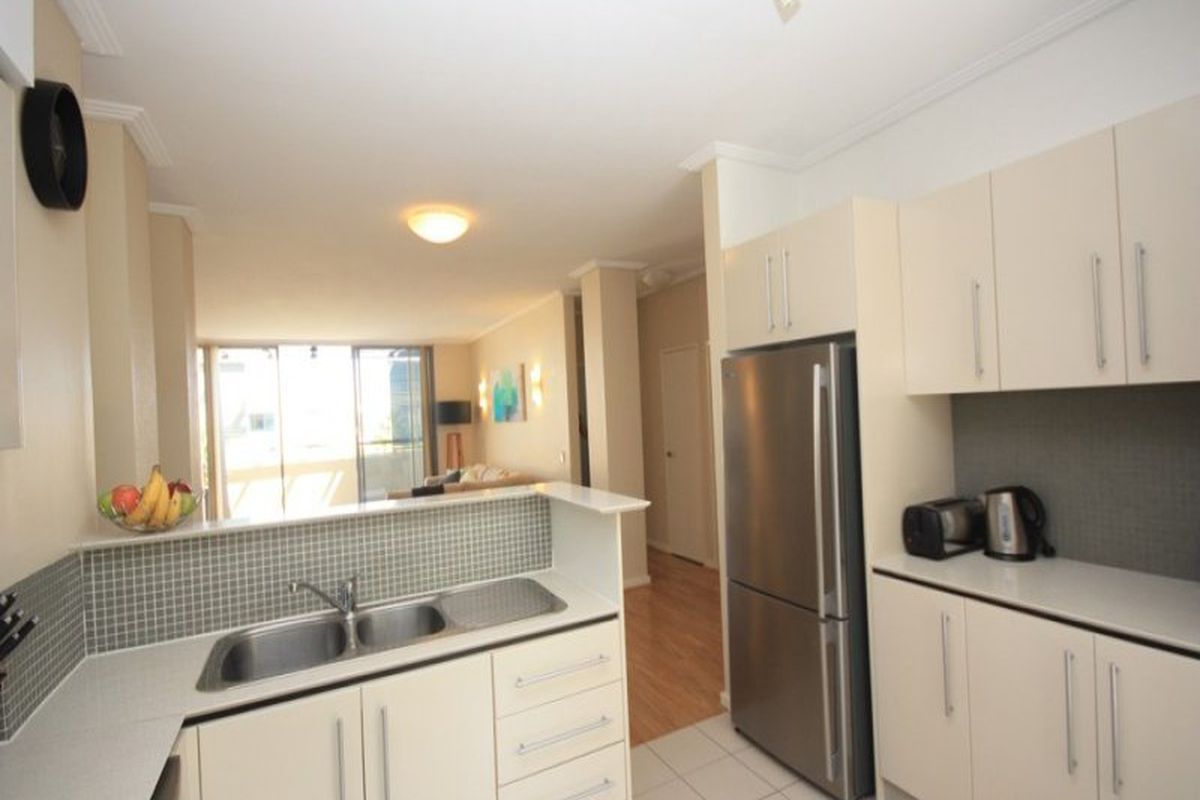 4 The Piazza, Wentworth Point