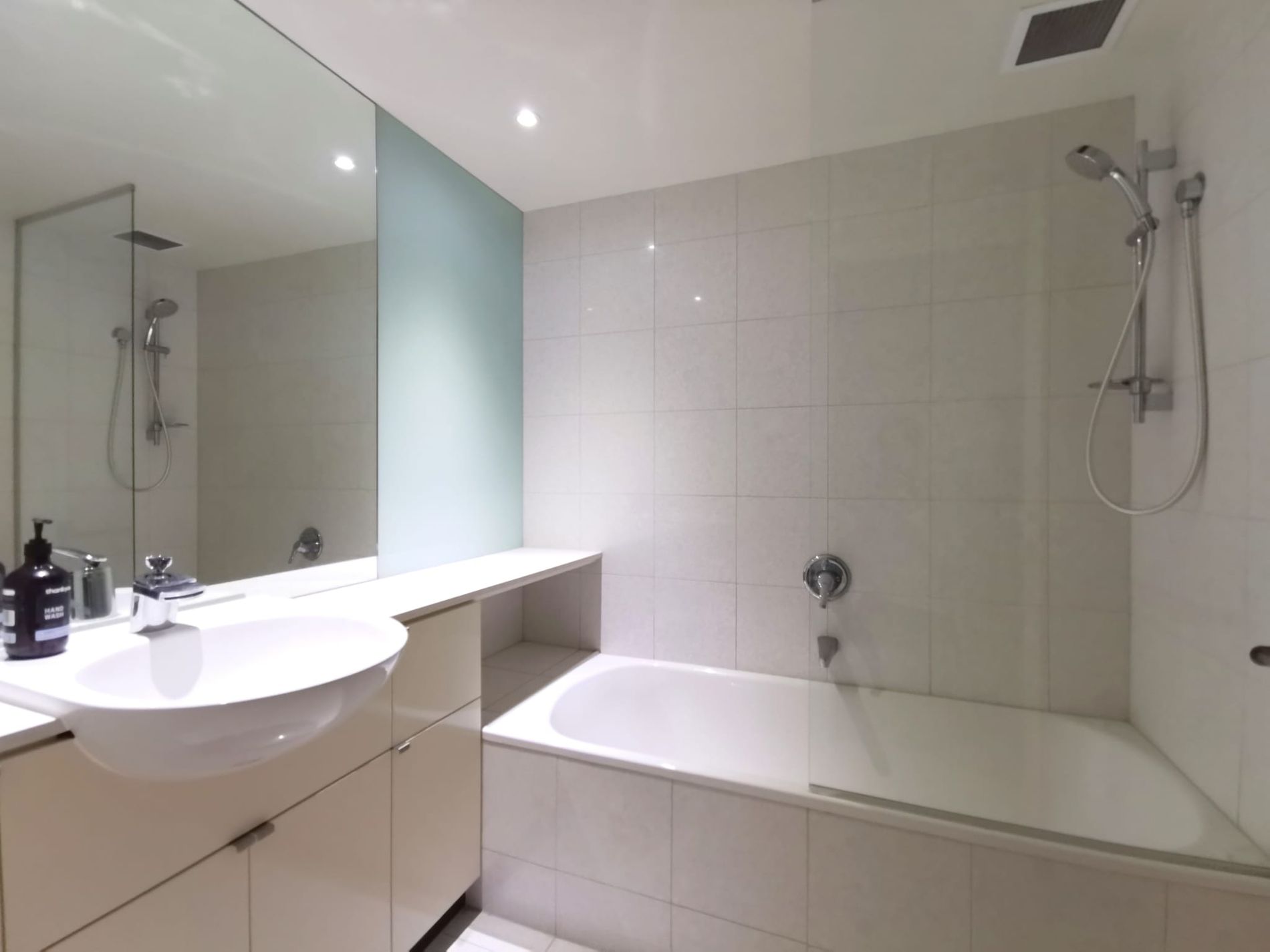 708 / 45 Haig Street, Southbank