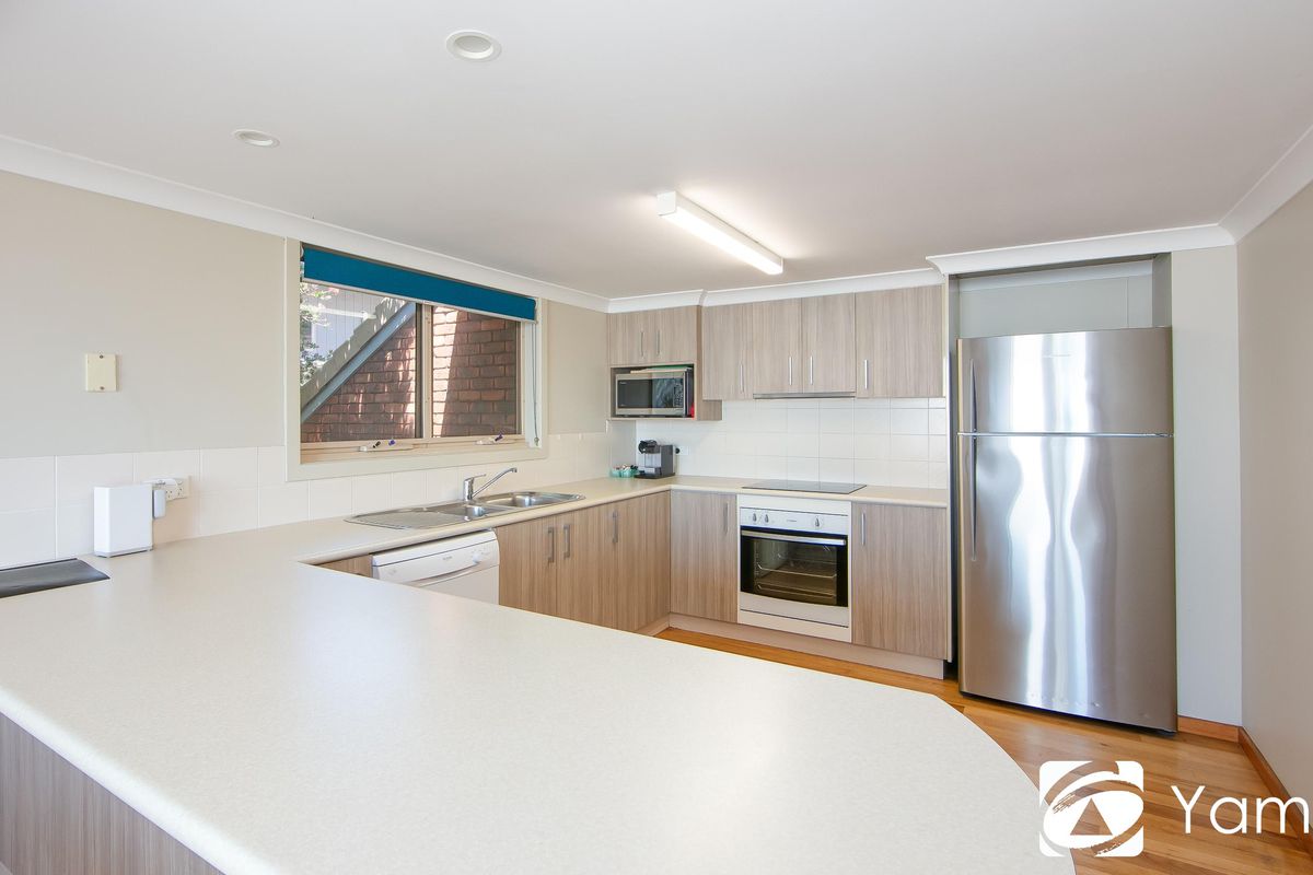 1 / 4 Bay Street, Angourie