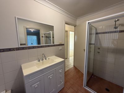 4 Evanside Parade, Griffith