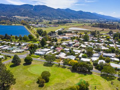 81 Lakeside Avenue, Mount Beauty