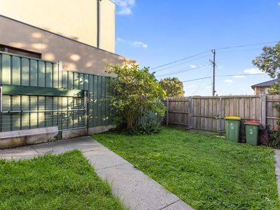 1 / 45 Bloomfield Avenue, Maribyrnong