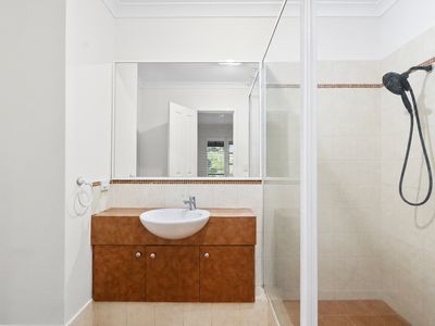 58 Lakeside Drive, Joondalup