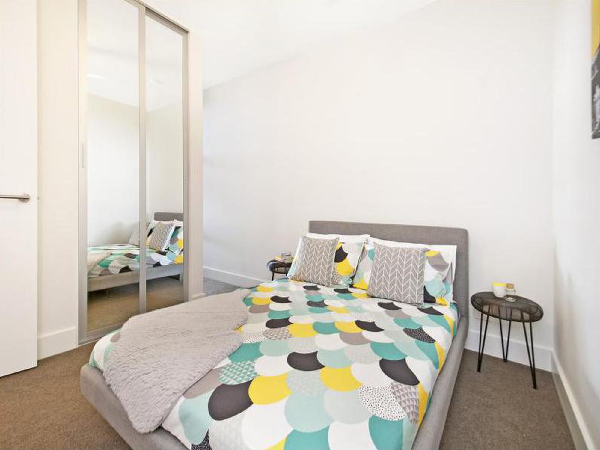 305 / 301 St Clair Avenue, St Clair