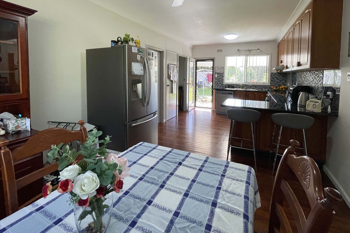 7 East Combined Street, Wingham