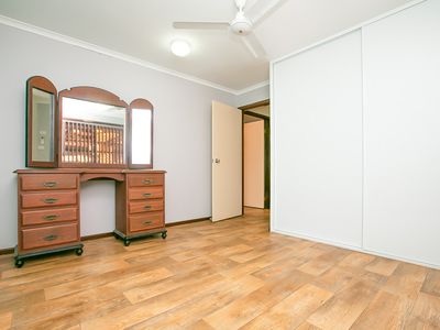 6 Delamere Place, South Hedland