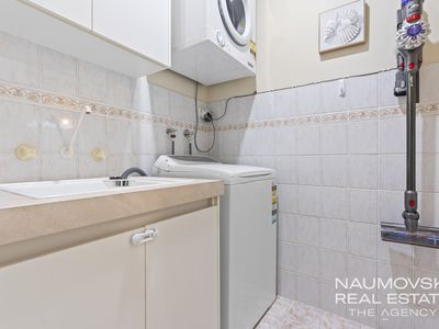 2 / 4 Townshend Avenue, Balcatta