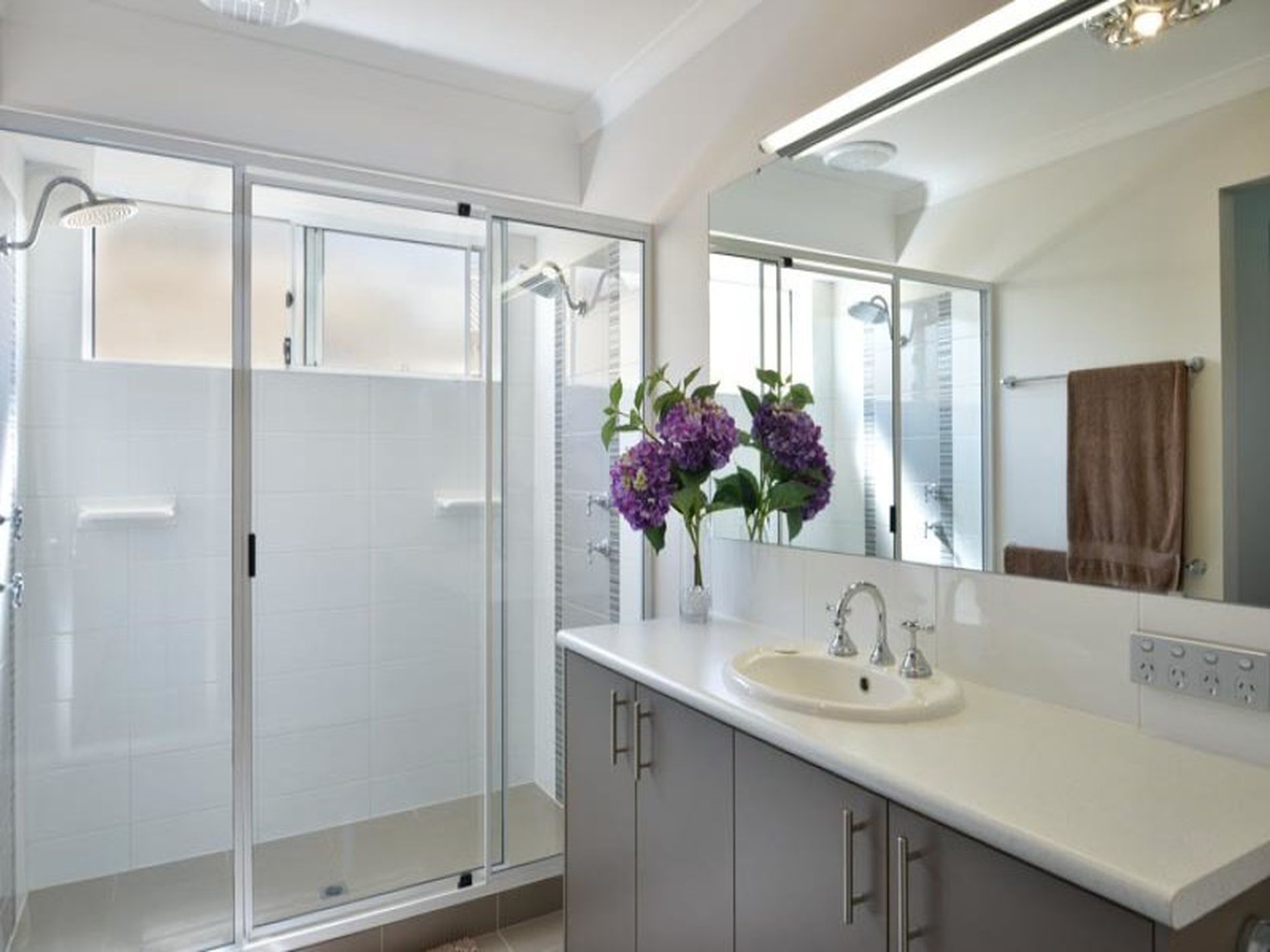 9 Sanders Close, Somerville