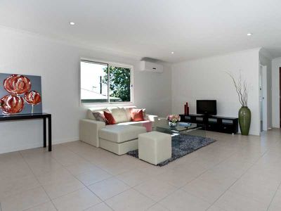 33 Margaret Street, Booval