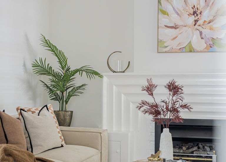 2 / 1-5 Mona Place, South Yarra